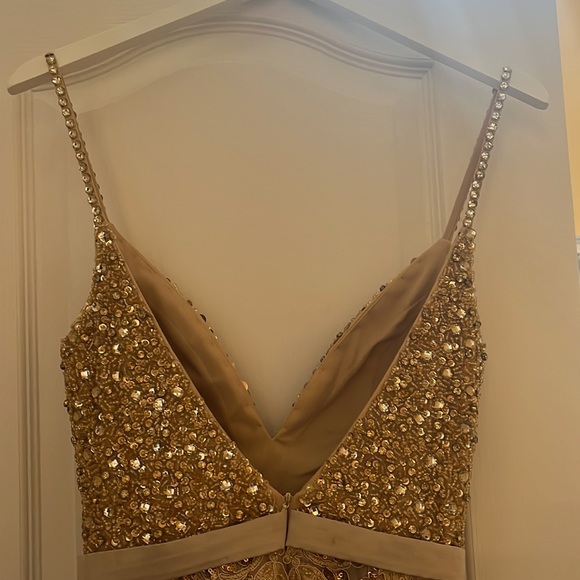 Stunning gold sequins dress size 2 - Picture 5 of 10